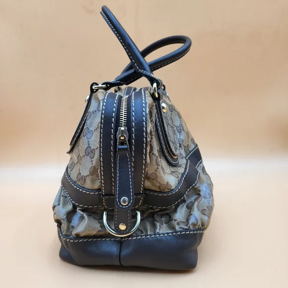 GUCCI GG Crystal Hand Bag Coated Canvas..Authentic..w/COA - Picture 3 of 17